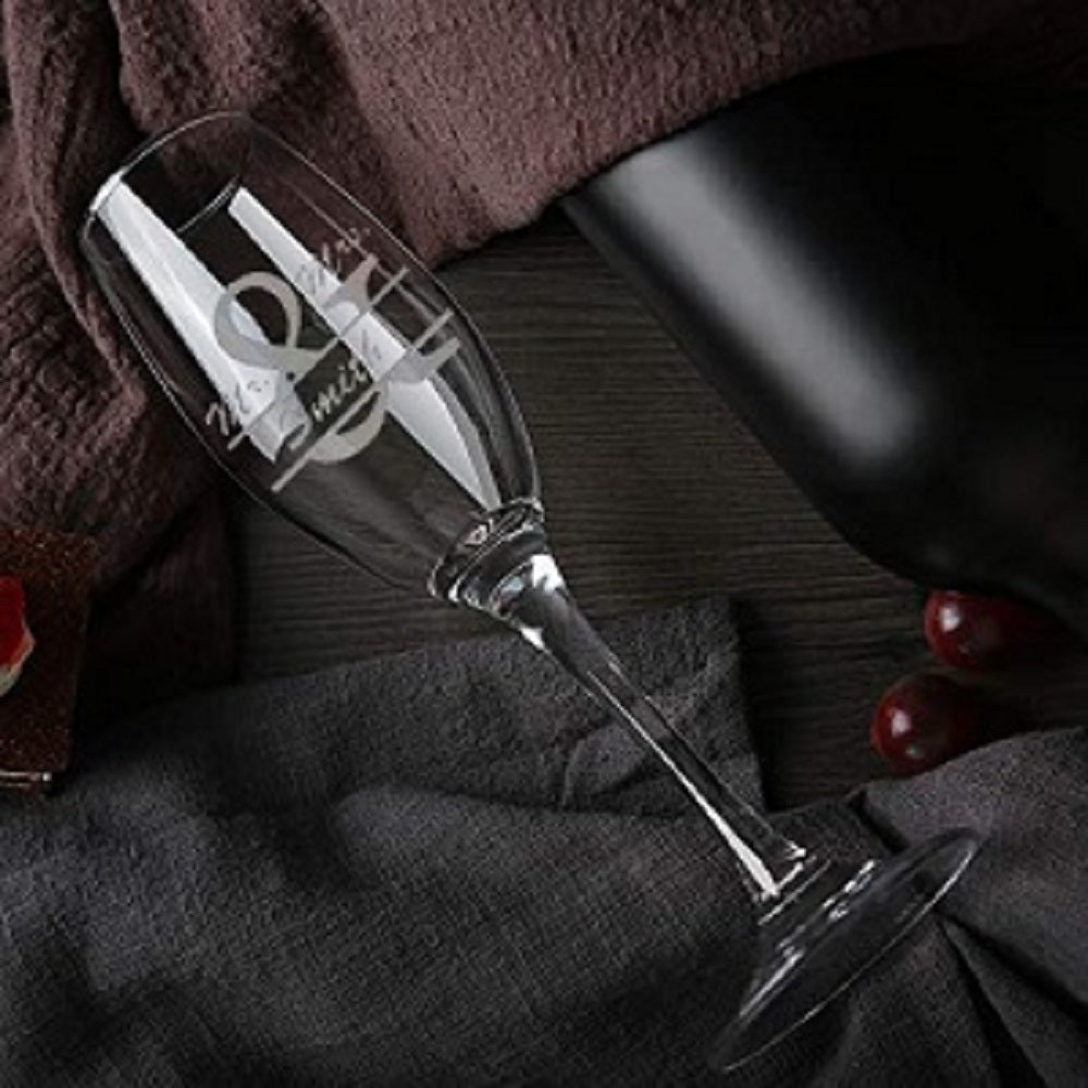 GIFTS INFINITY Engraved Bride and Groom Wedding Champagne Flutes Set of 2 Personalized Toasting Glasses (Mr & Mrs)