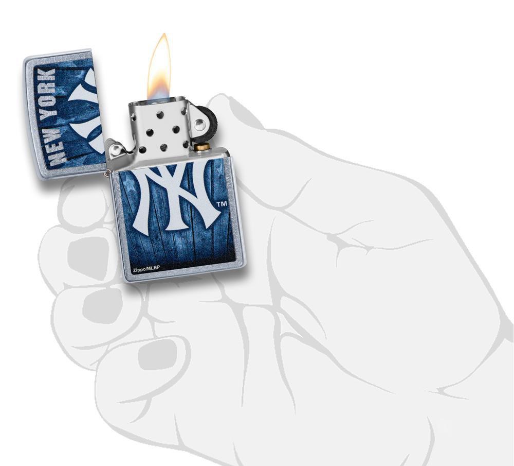 MLB Yankees Lighter
